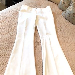 White flare sz6 Stretch Guess by Marciano pants